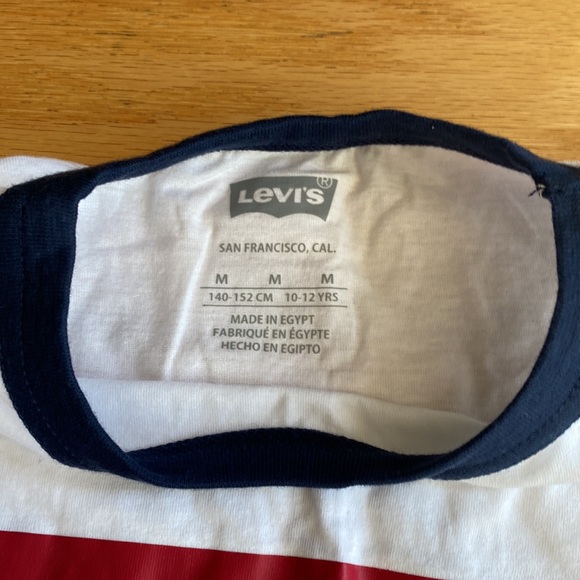 Levi's Boys' Classic Batwing T-Shirt - Picture 11 of 13